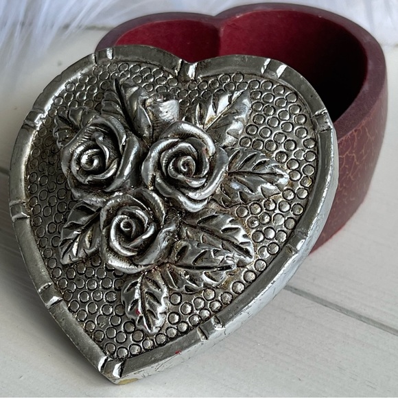Heart Shape Jewelry Box Trinket Silver Cover - Picture 9 of 11